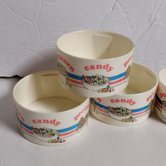 Vintage Child's Play Snack Bowl Plastic Chilton-Globe Set of 4 - Picture 1 of 5